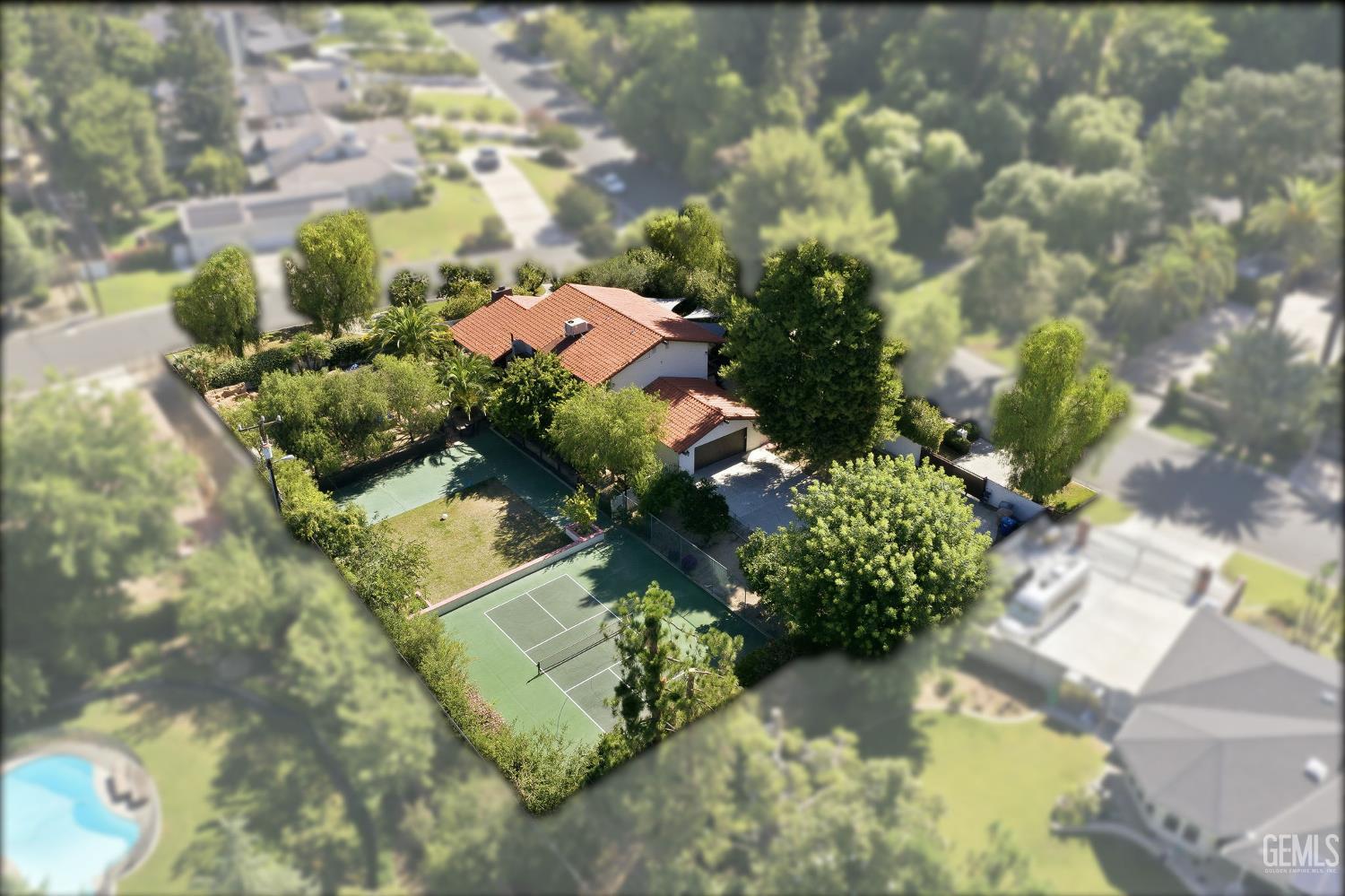 4265 Country Club Drive