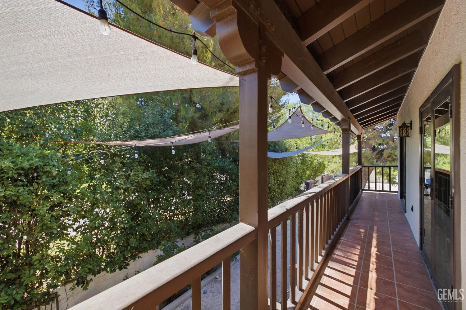 4265 Country Club Drive