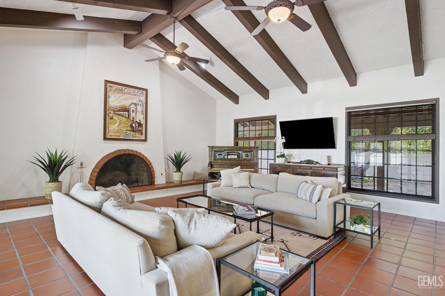 4265 Country Club Drive