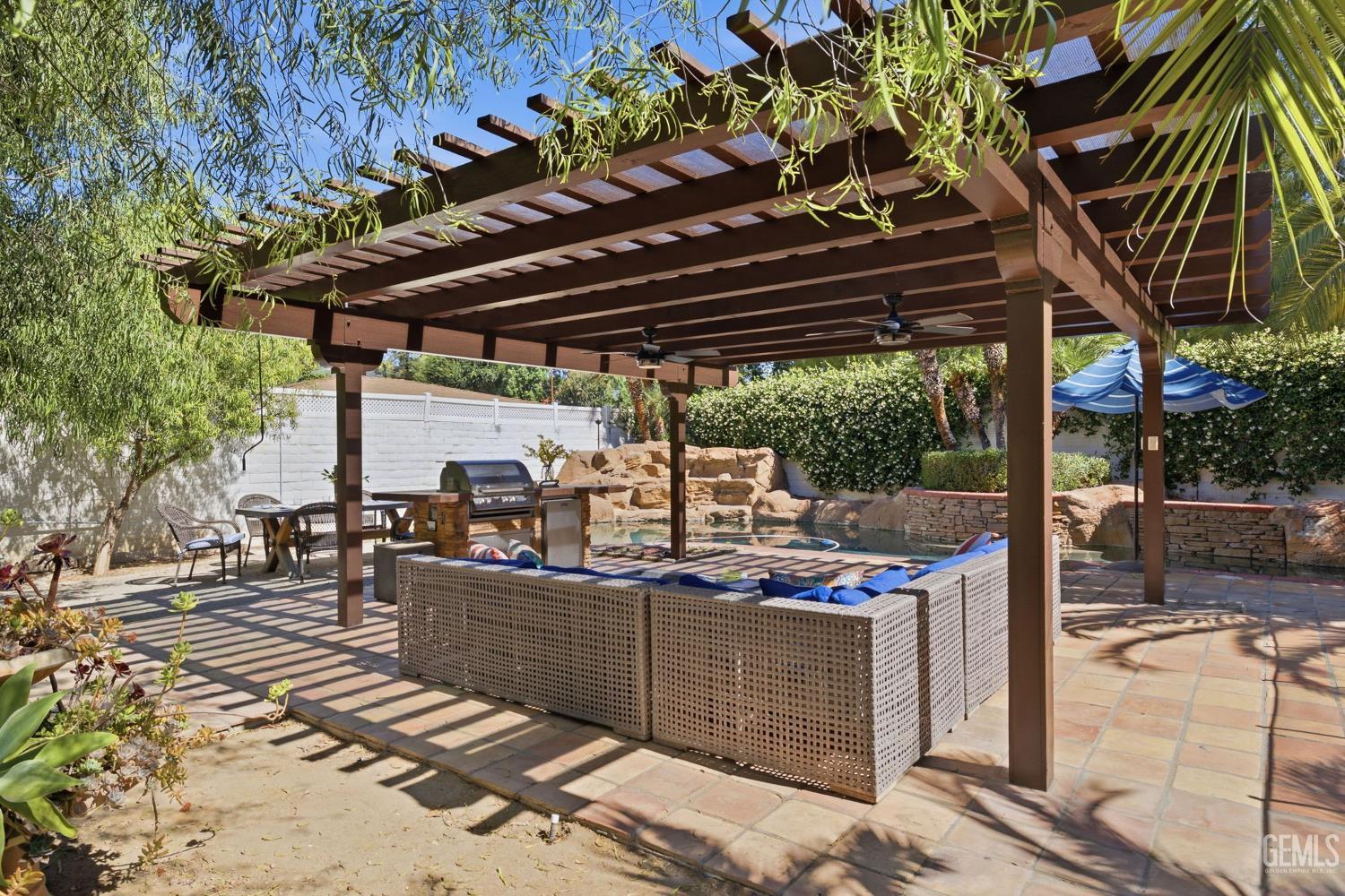 4265 Country Club Drive