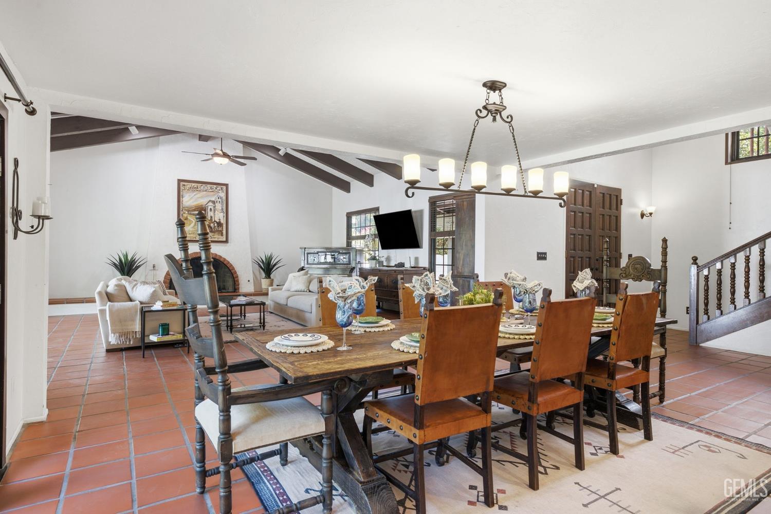 4265 Country Club Drive