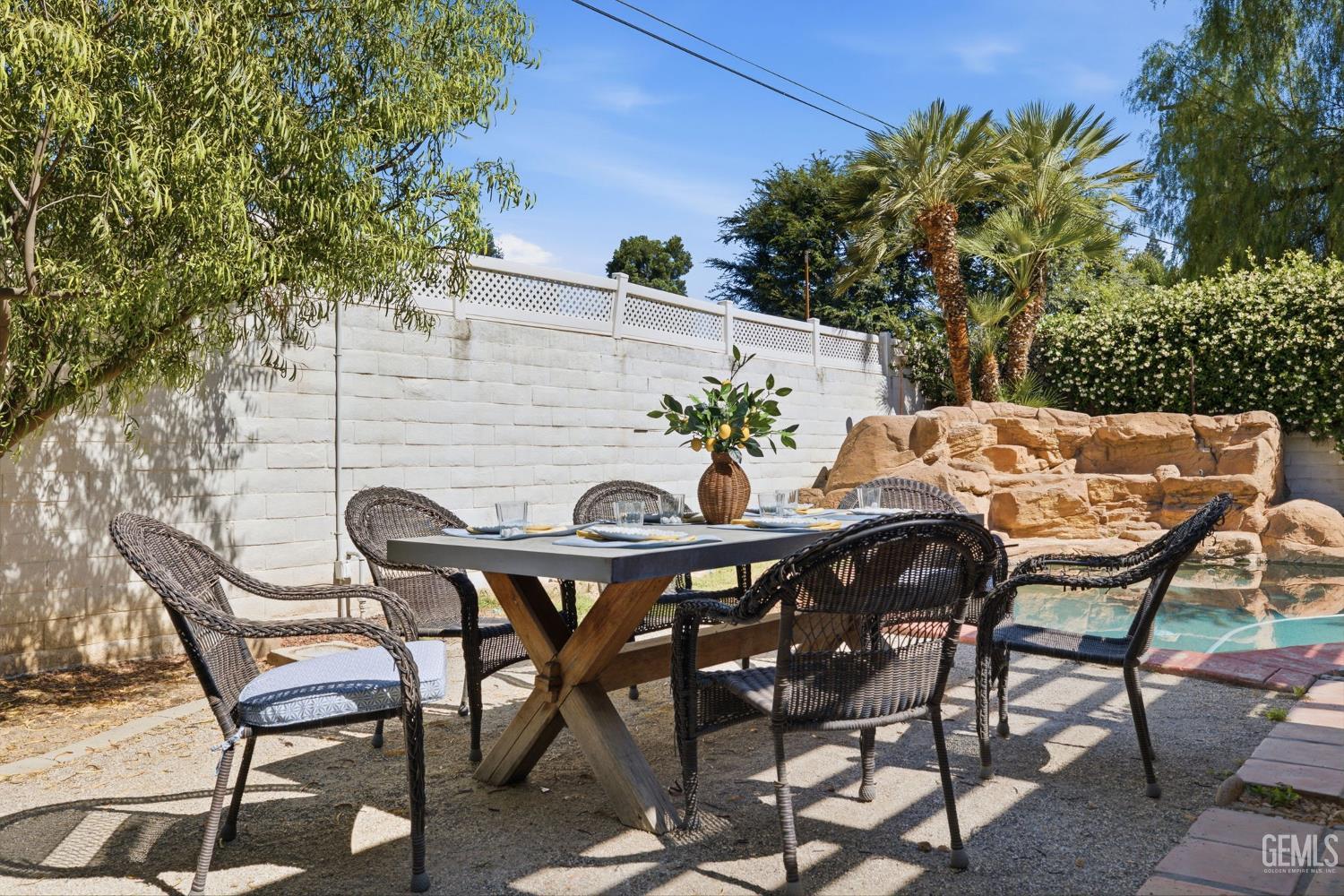 4265 Country Club Drive