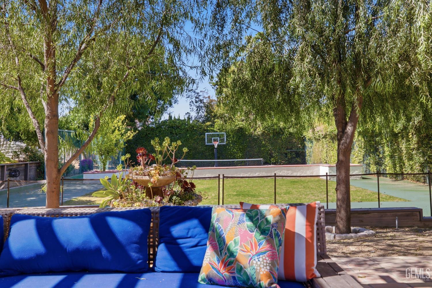 4265 Country Club Drive