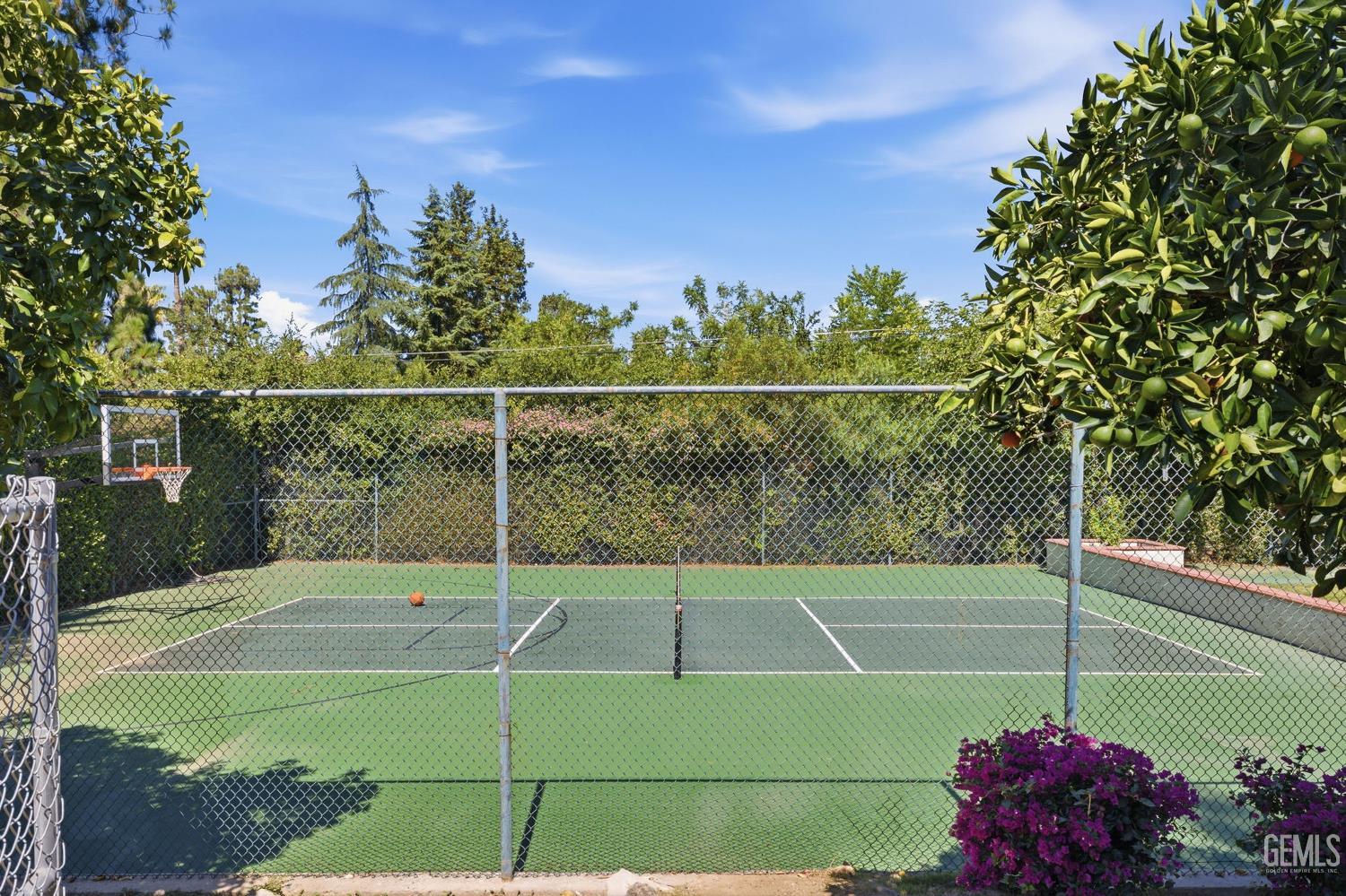 4265 Country Club Drive