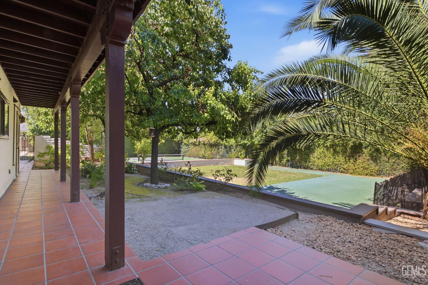 4265 Country Club Drive