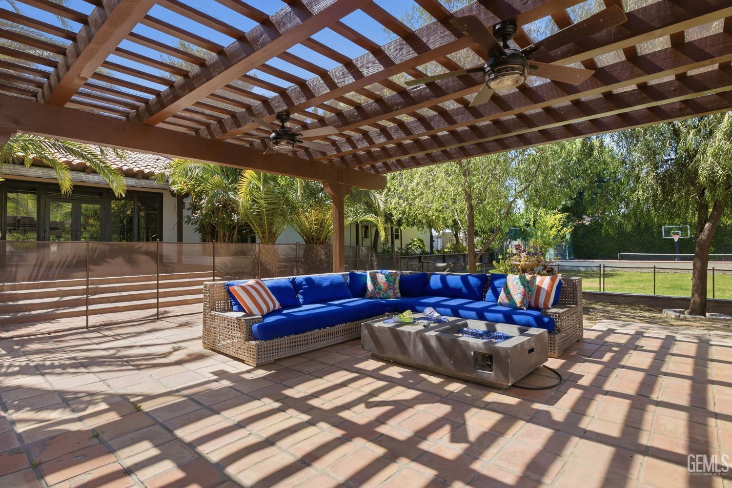 4265 Country Club Drive