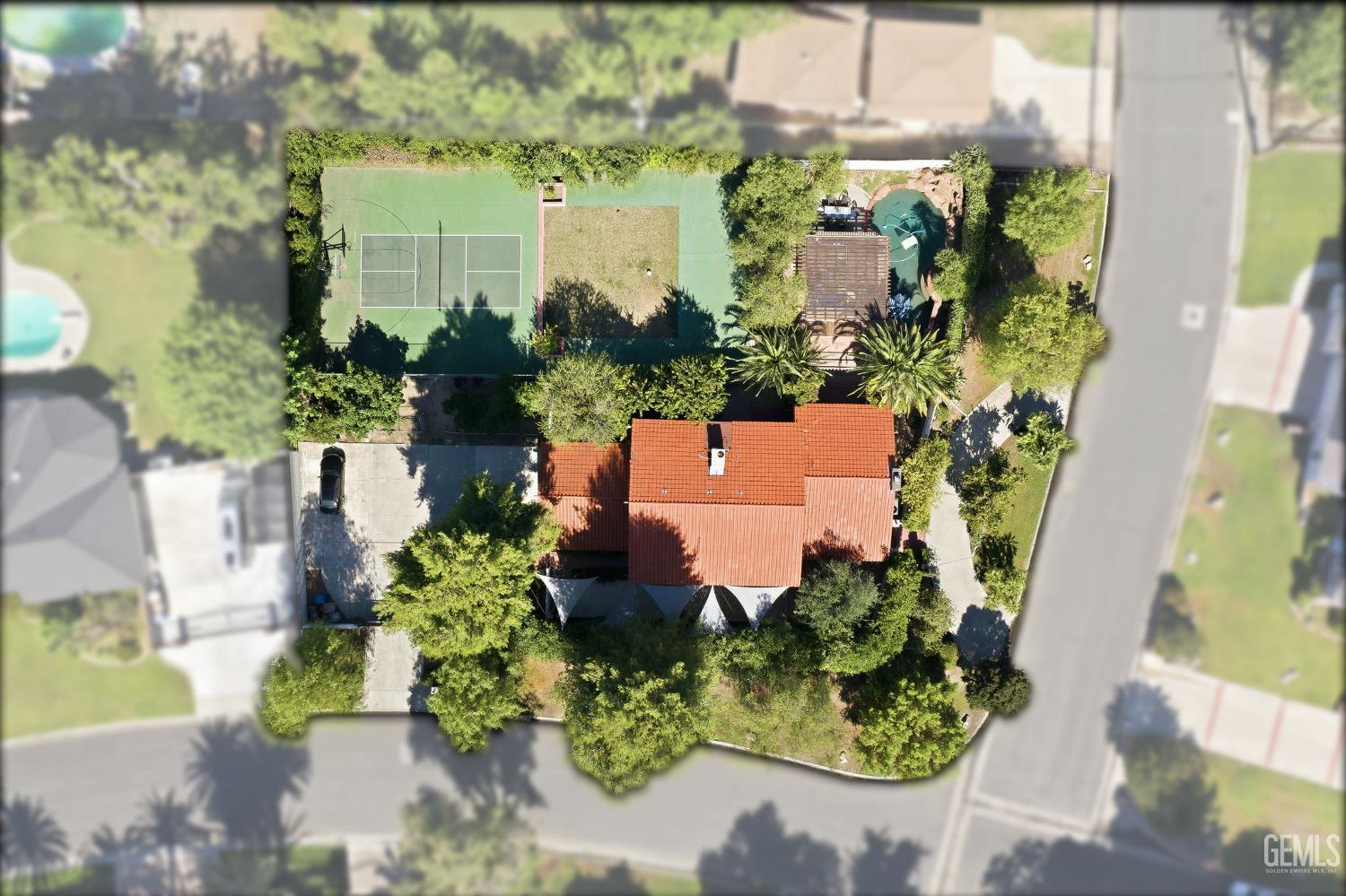 4265 Country Club Drive