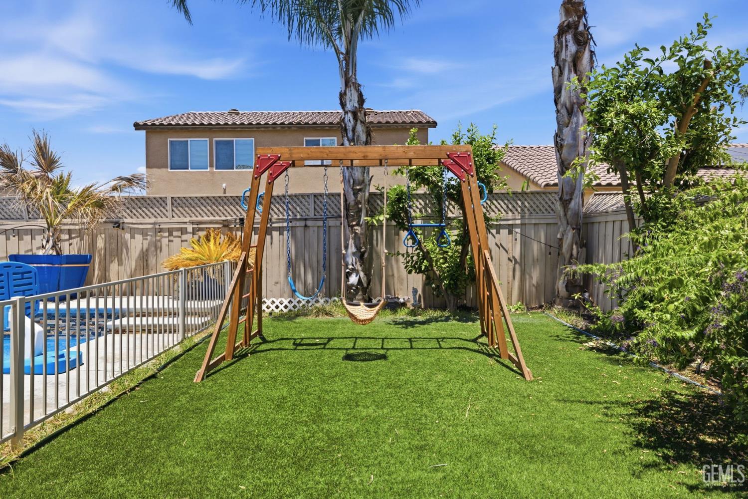5818 Warren Ridge Drive