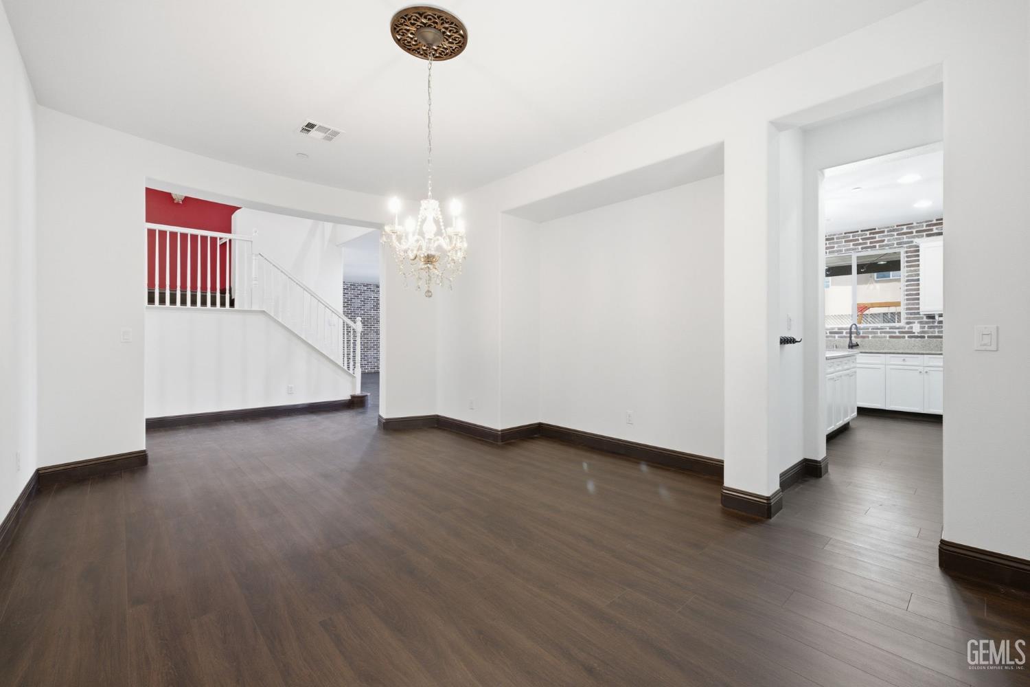5818 Warren Ridge Drive