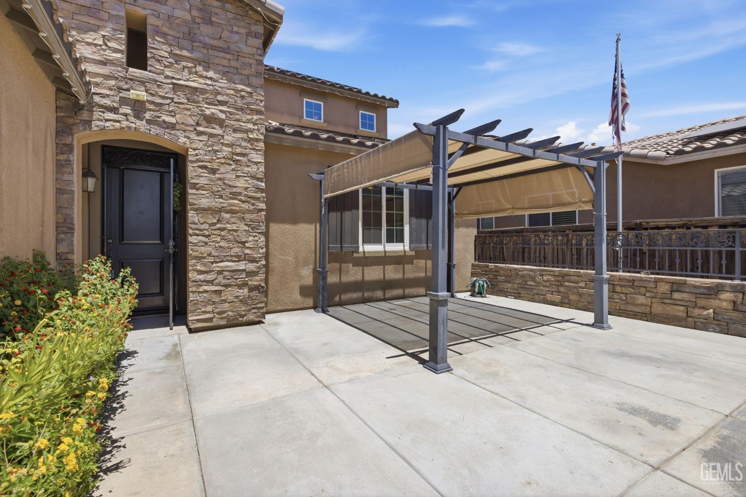 5818 Warren Ridge Drive
