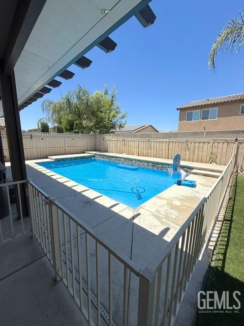 5818 Warren Ridge Drive