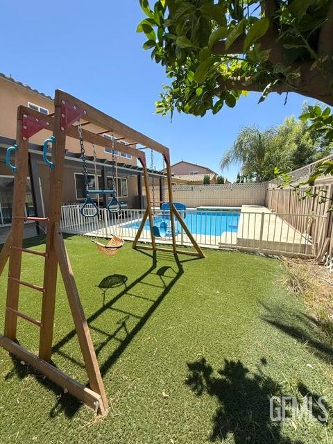 5818 Warren Ridge Drive