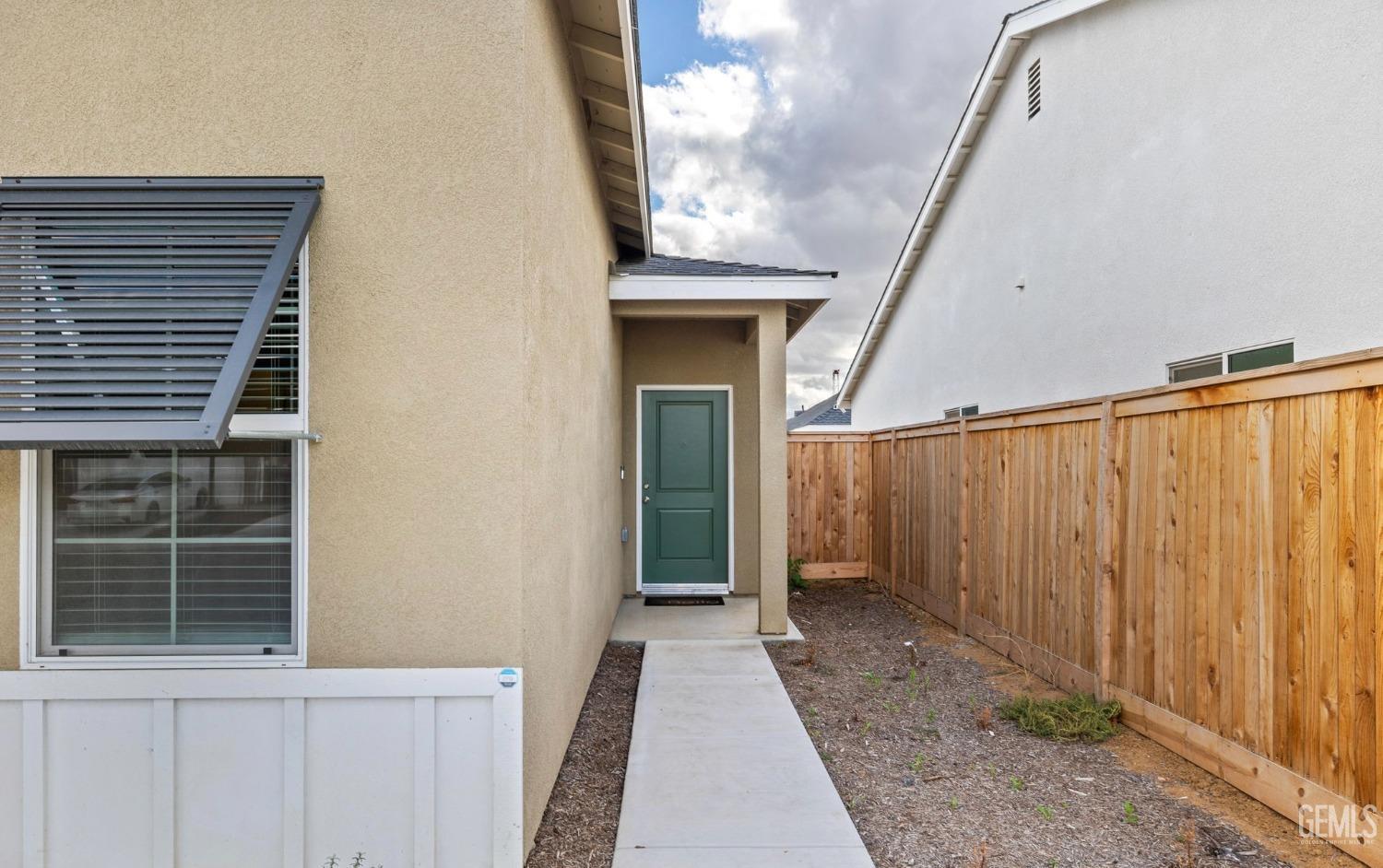 9619 Redwood River Lane