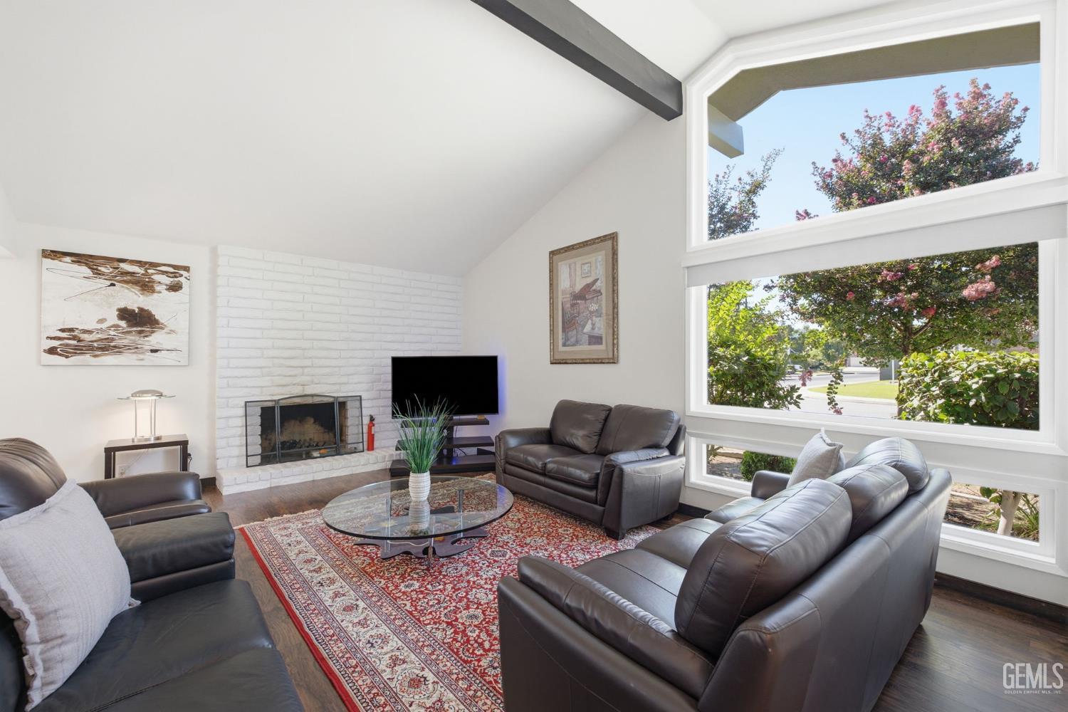 5913 Preston Court