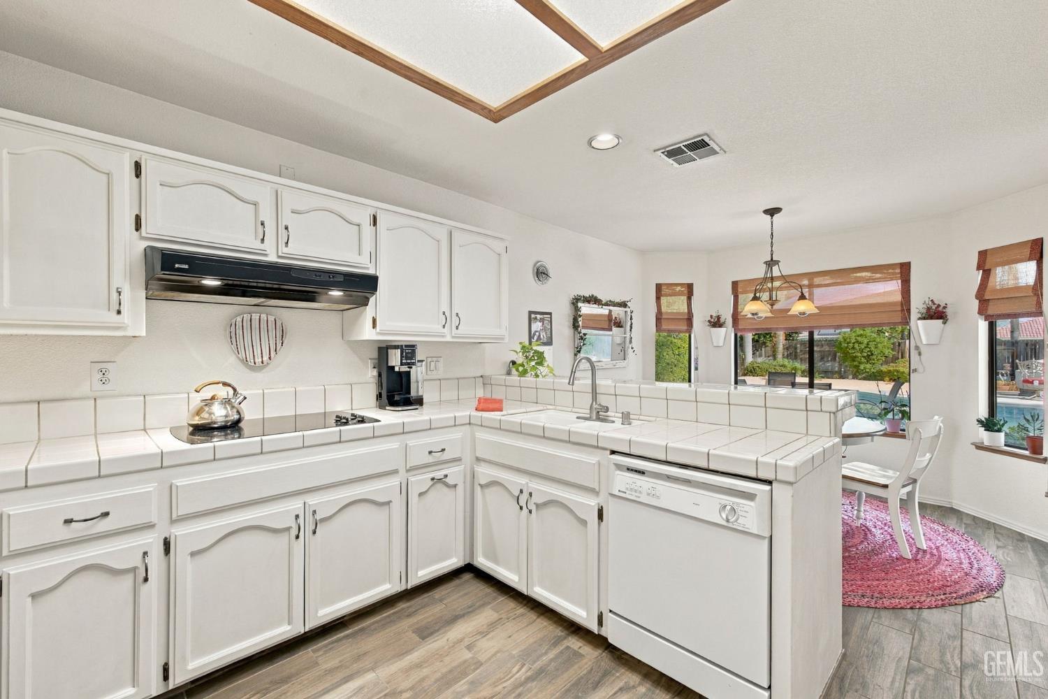 9500 Eagle Oak Road