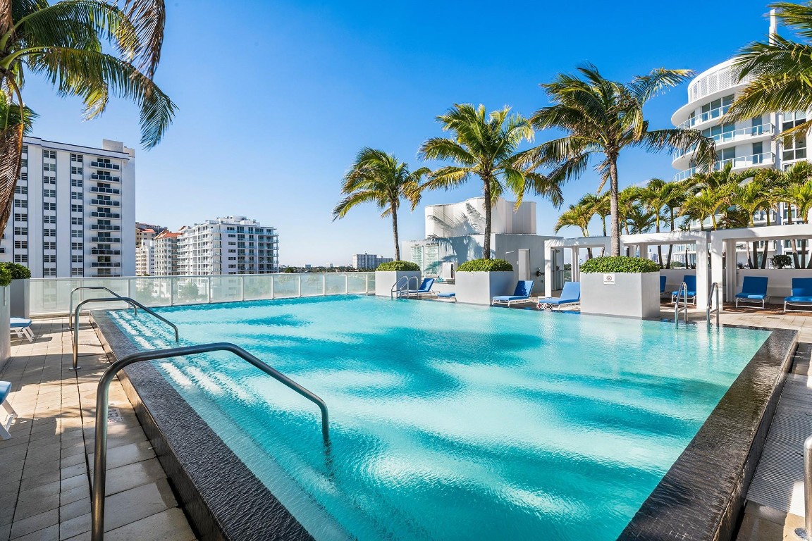 3101 S Bayshore Dr Unit: 901