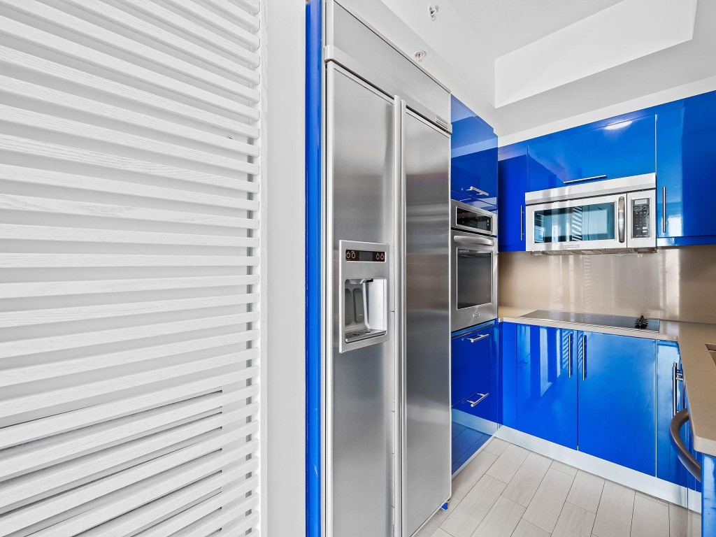 3101 S Bayshore Dr Unit: 901