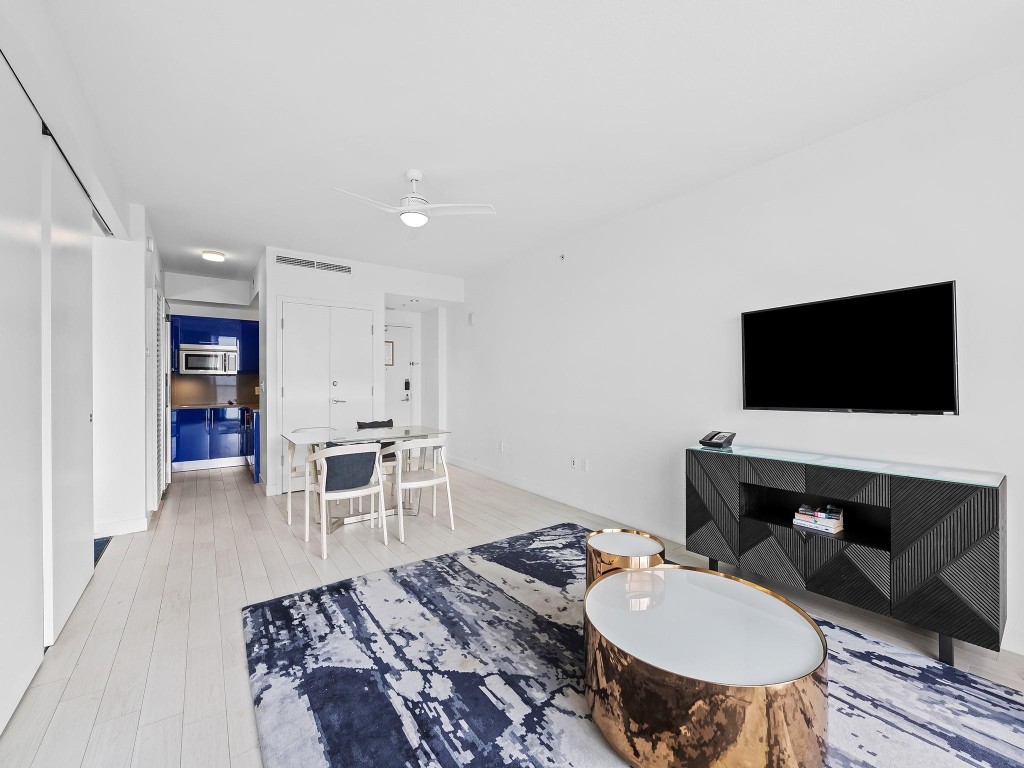 3101 S Bayshore Dr Unit: 901