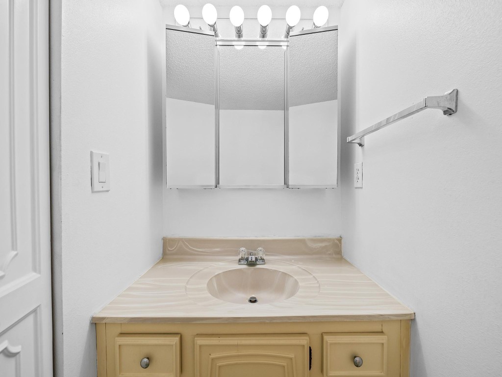 6901 Environ Blvd 4A