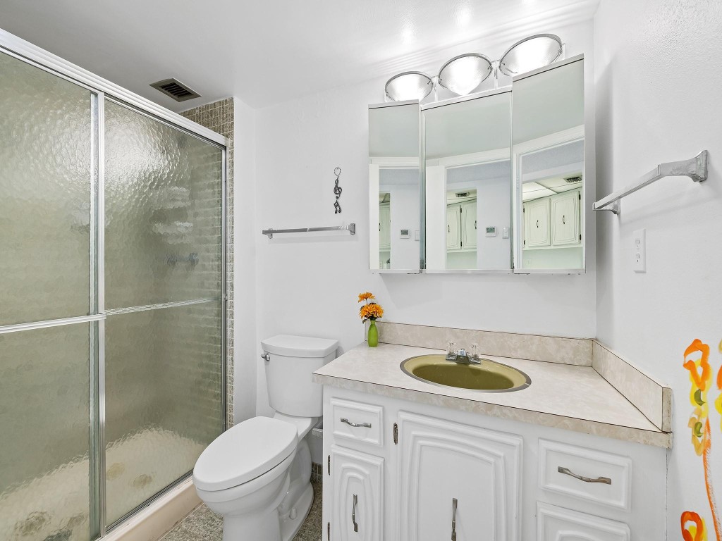 6901 Environ Blvd 4A