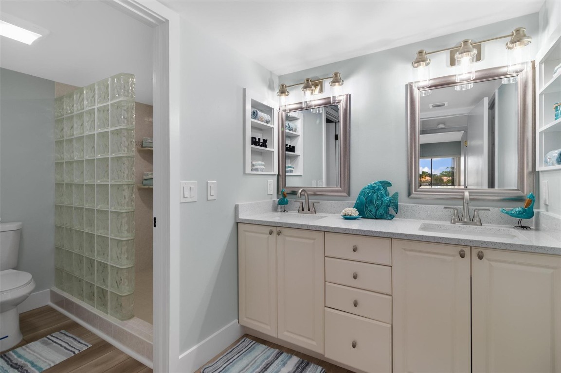 3351 Twin Lakes Terrace 203