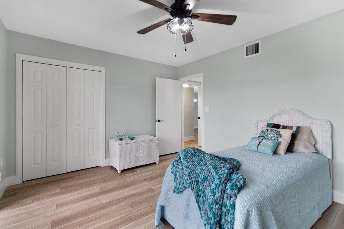 3351 Twin Lakes Terrace 203