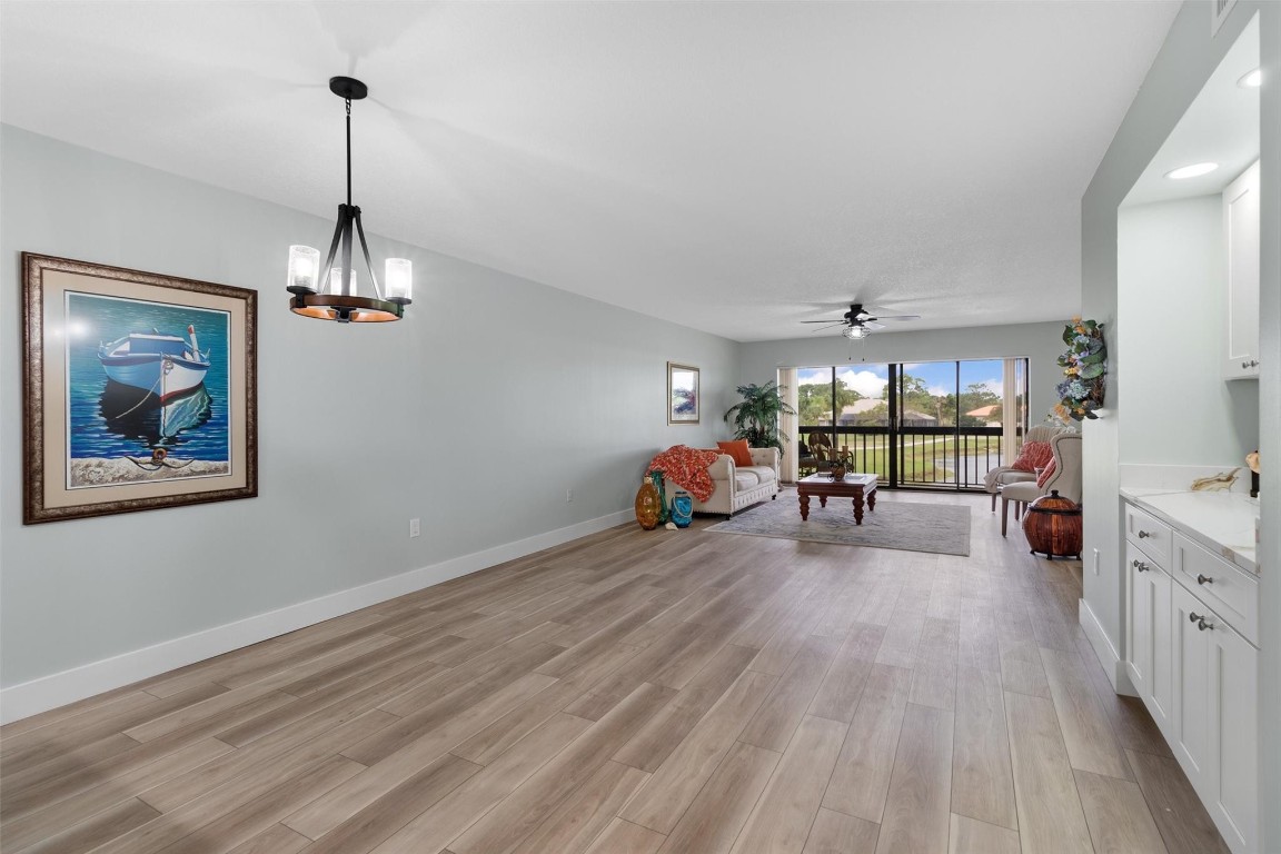 3351 Twin Lakes Terrace 203