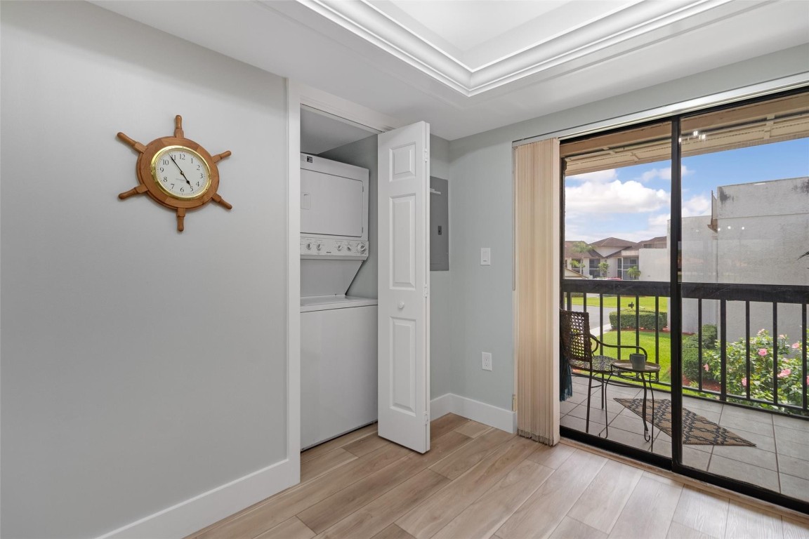 3351 Twin Lakes Terrace 203