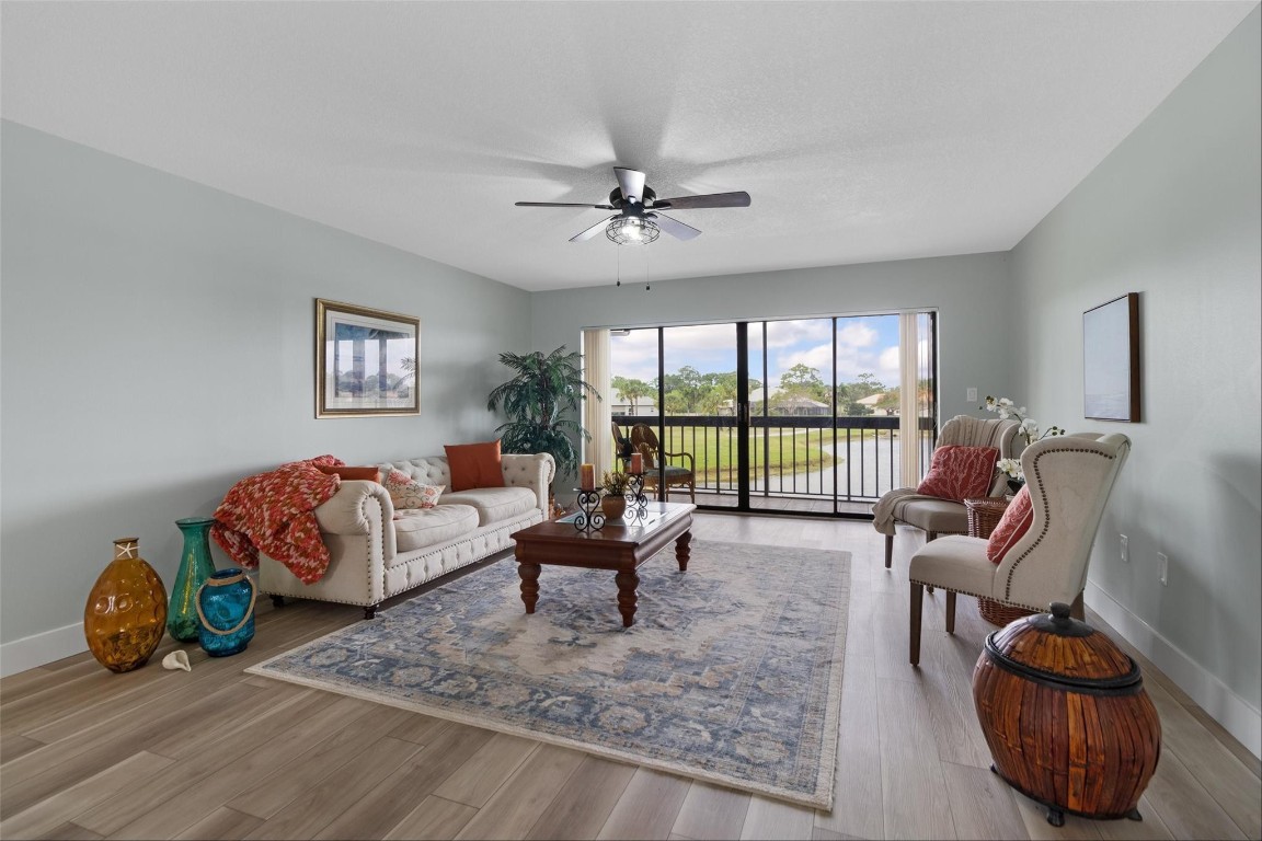 3351 Twin Lakes Terrace 203