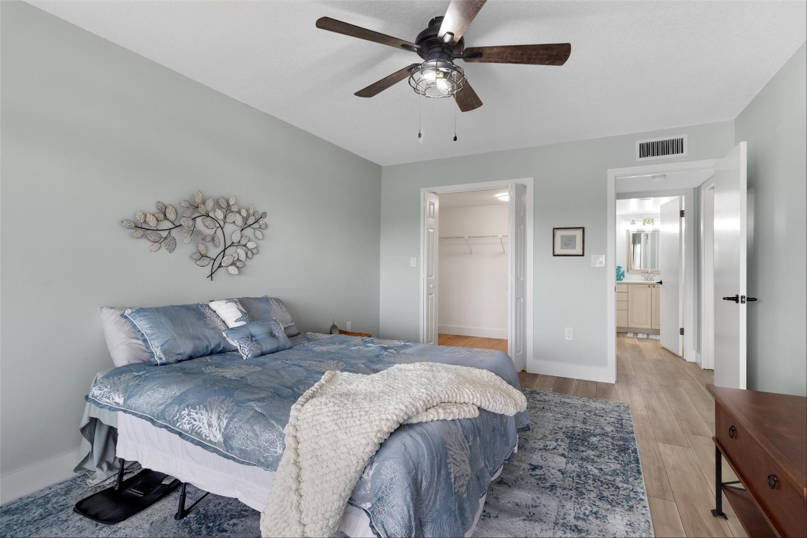 3351 Twin Lakes Terrace 203