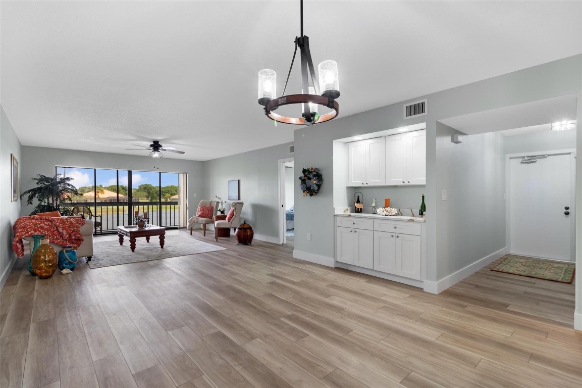 3351 Twin Lakes Terrace 203