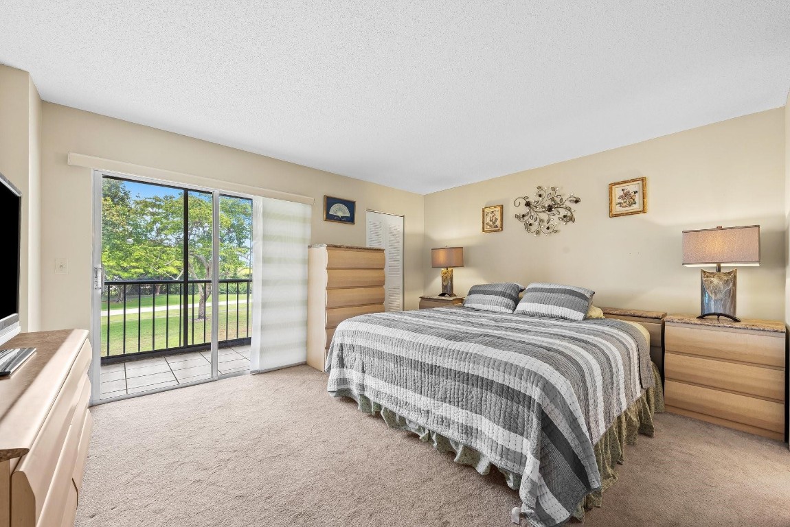 7267 Huntington Ln 306