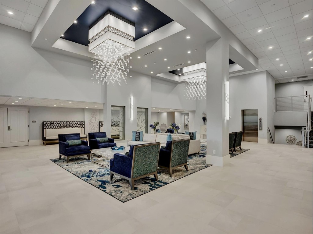 7267 Huntington Ln 306