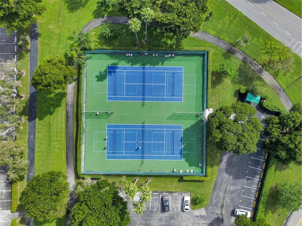 7267 Huntington Ln 306