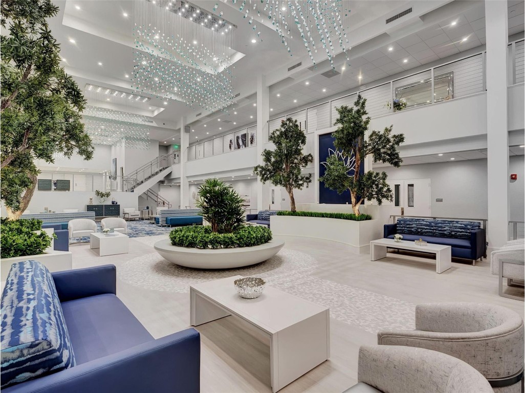 7267 Huntington Ln 306