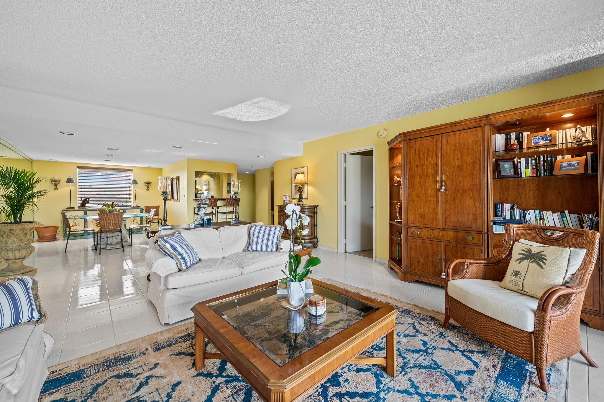 3930 Inverrary Blvd 608