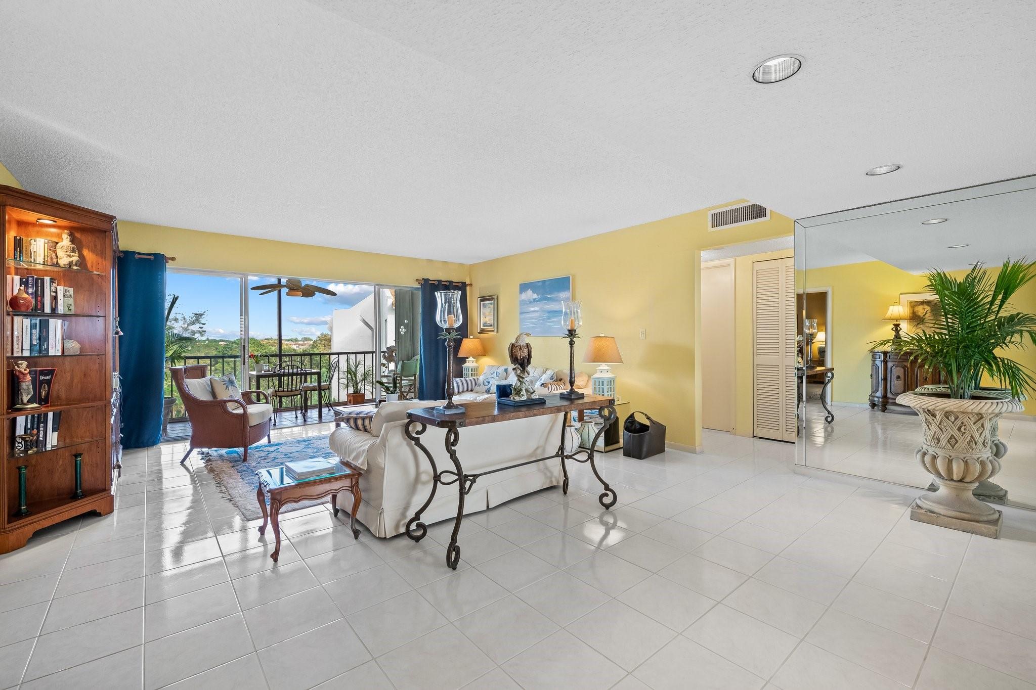 3930 Inverrary Blvd 608