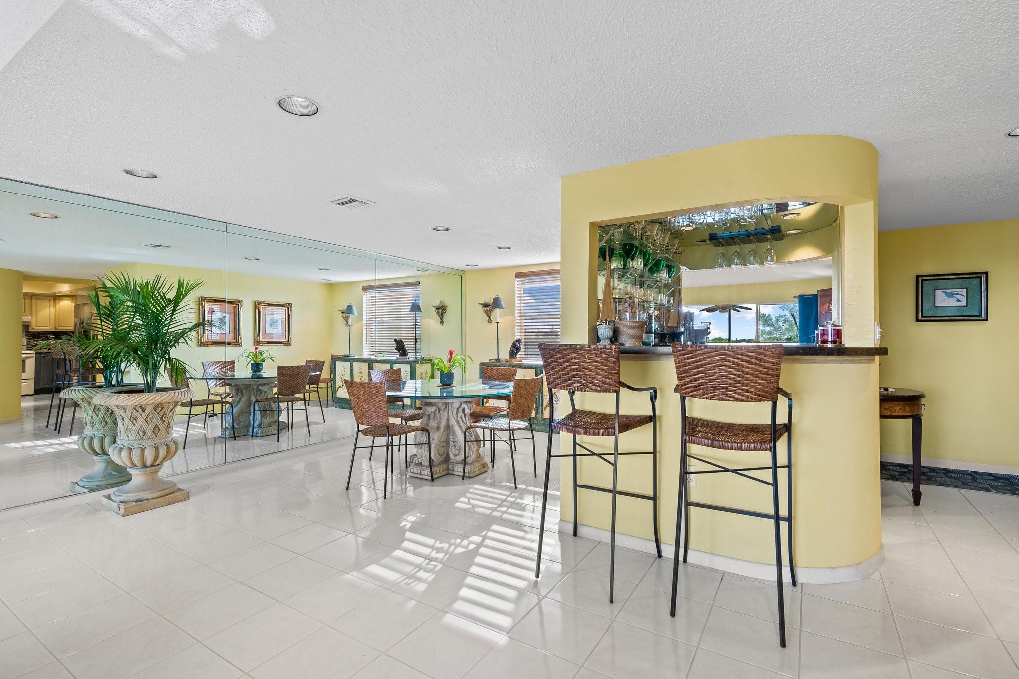 3930 Inverrary Blvd 608