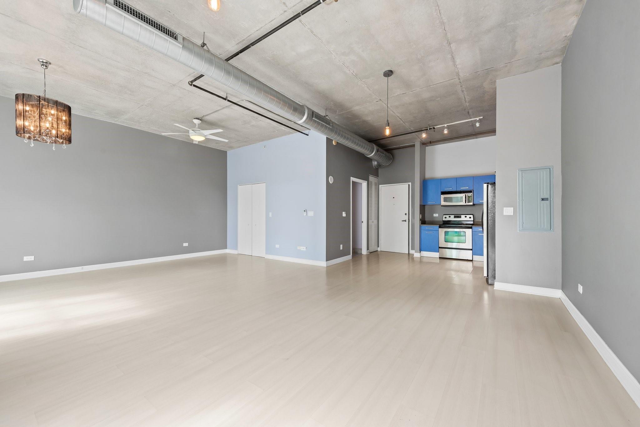 313 NE 2nd St 301