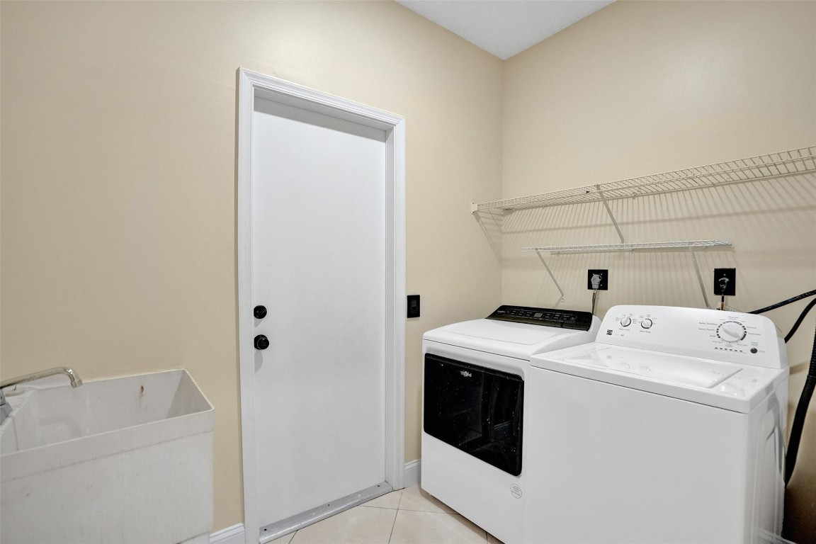 574 Slippery Rock Rd