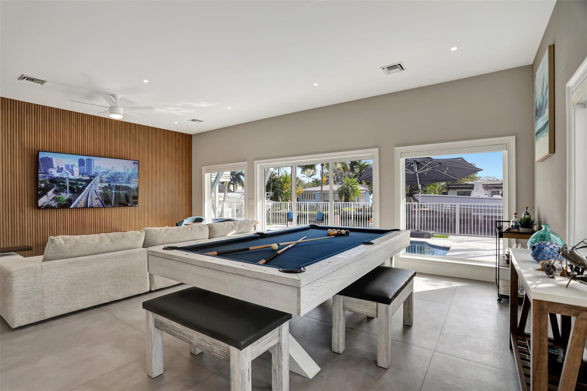 1304 MANDARIN ISLE