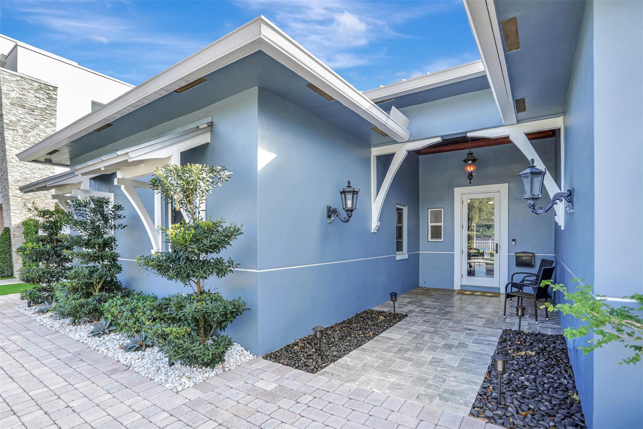 1304 MANDARIN ISLE