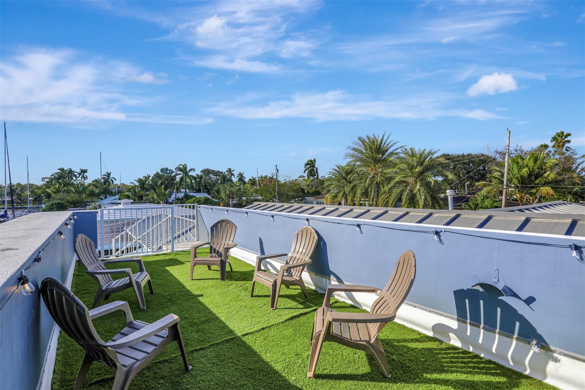 1304 MANDARIN ISLE