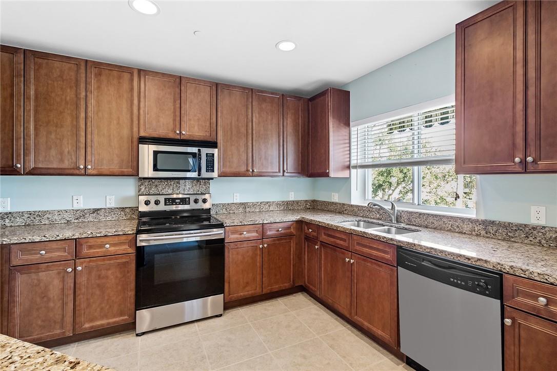 708 SE 15th St 3
