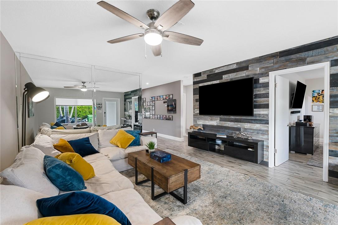 914 ORANGE ISLE