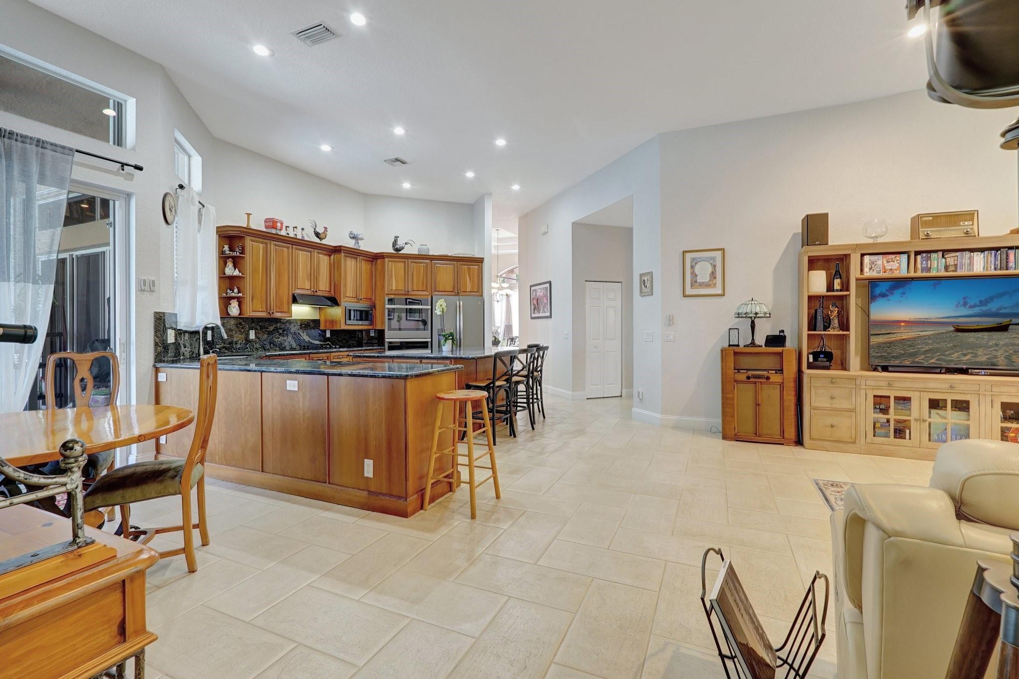 3740 NW 89th Way