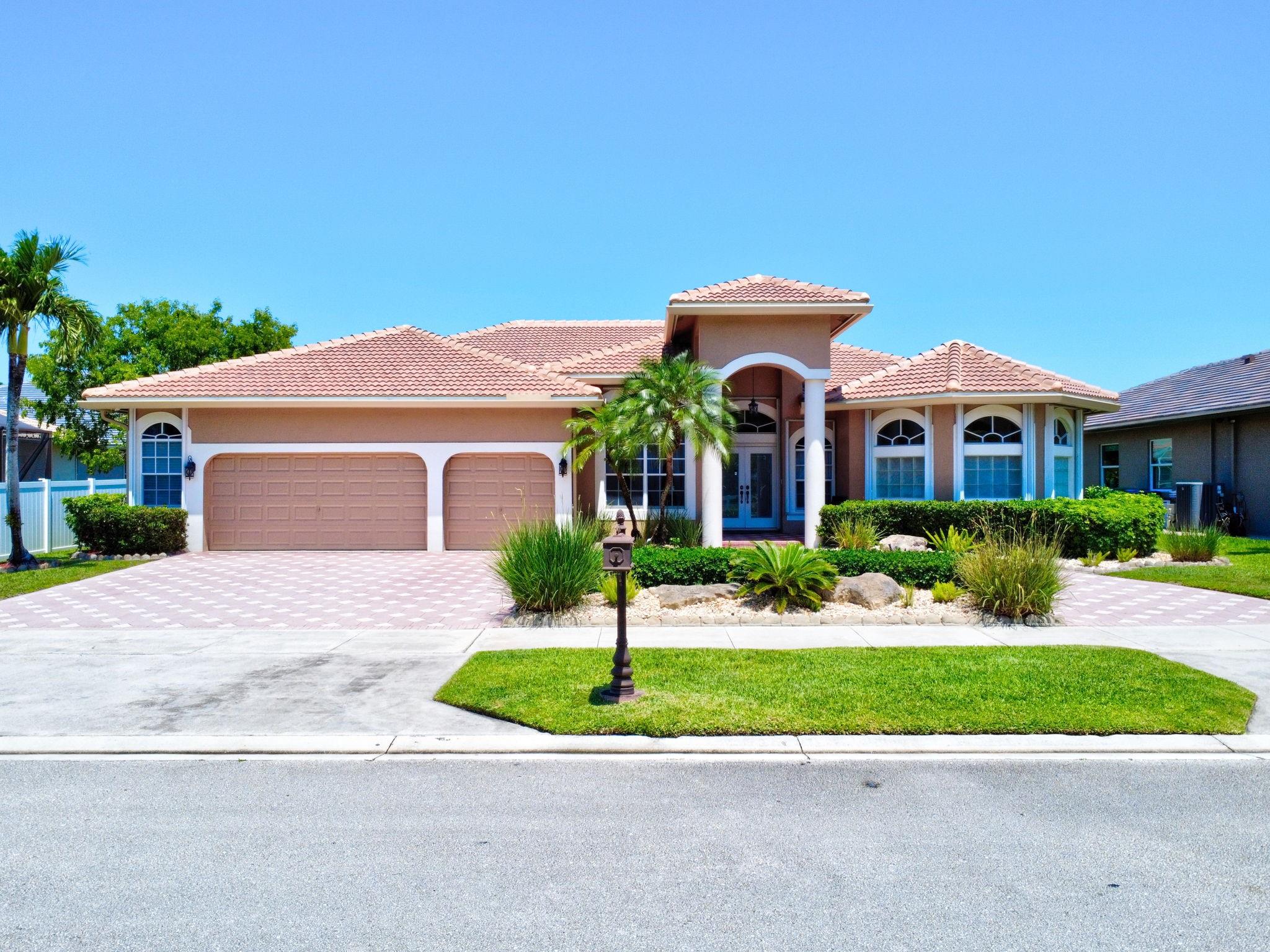 3740 NW 89th Way