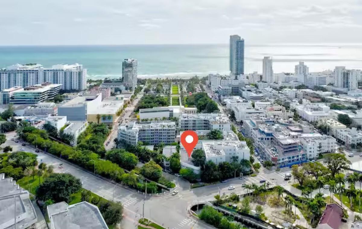 2129 Washington Ave 202