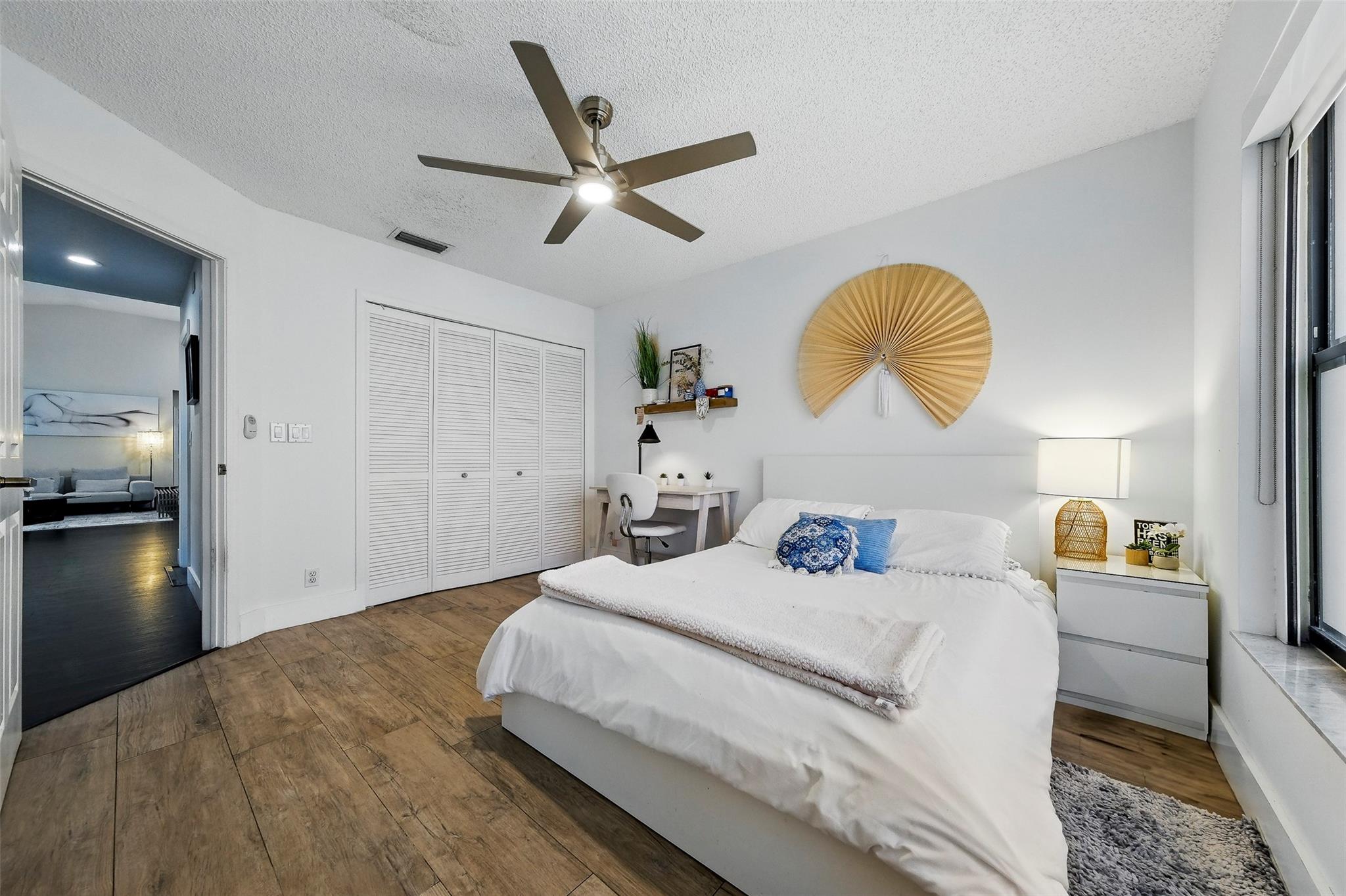 1119 Creekford Dr
