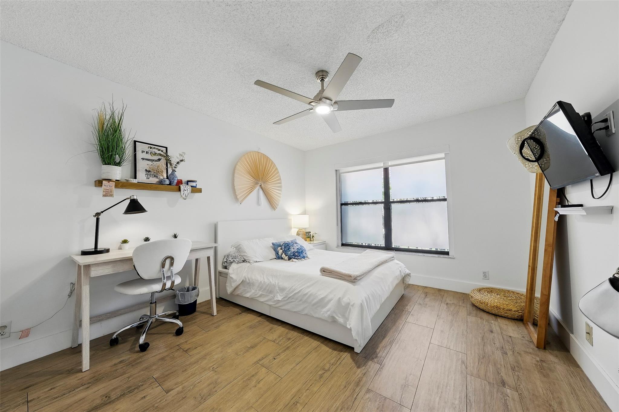 1119 Creekford Dr